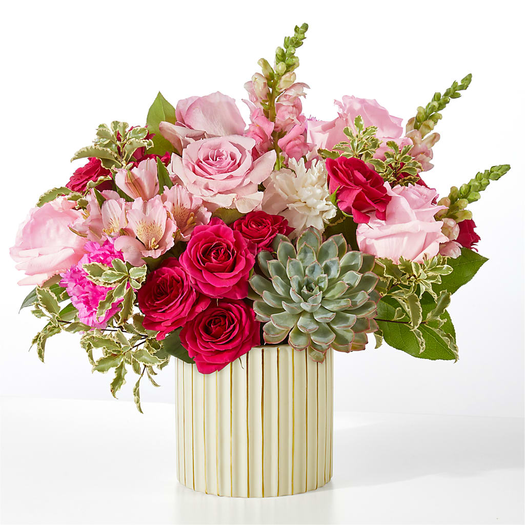 Magenta Musings Bouquet – The Rusty Willow, Grove OK