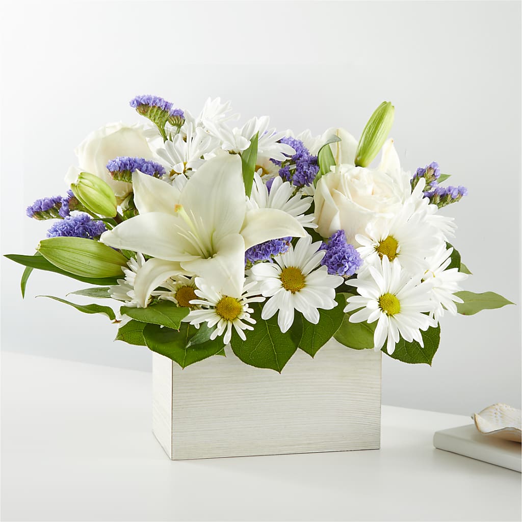 Beyond Blue Box Bouquet – The Rusty Willow, Grove OK