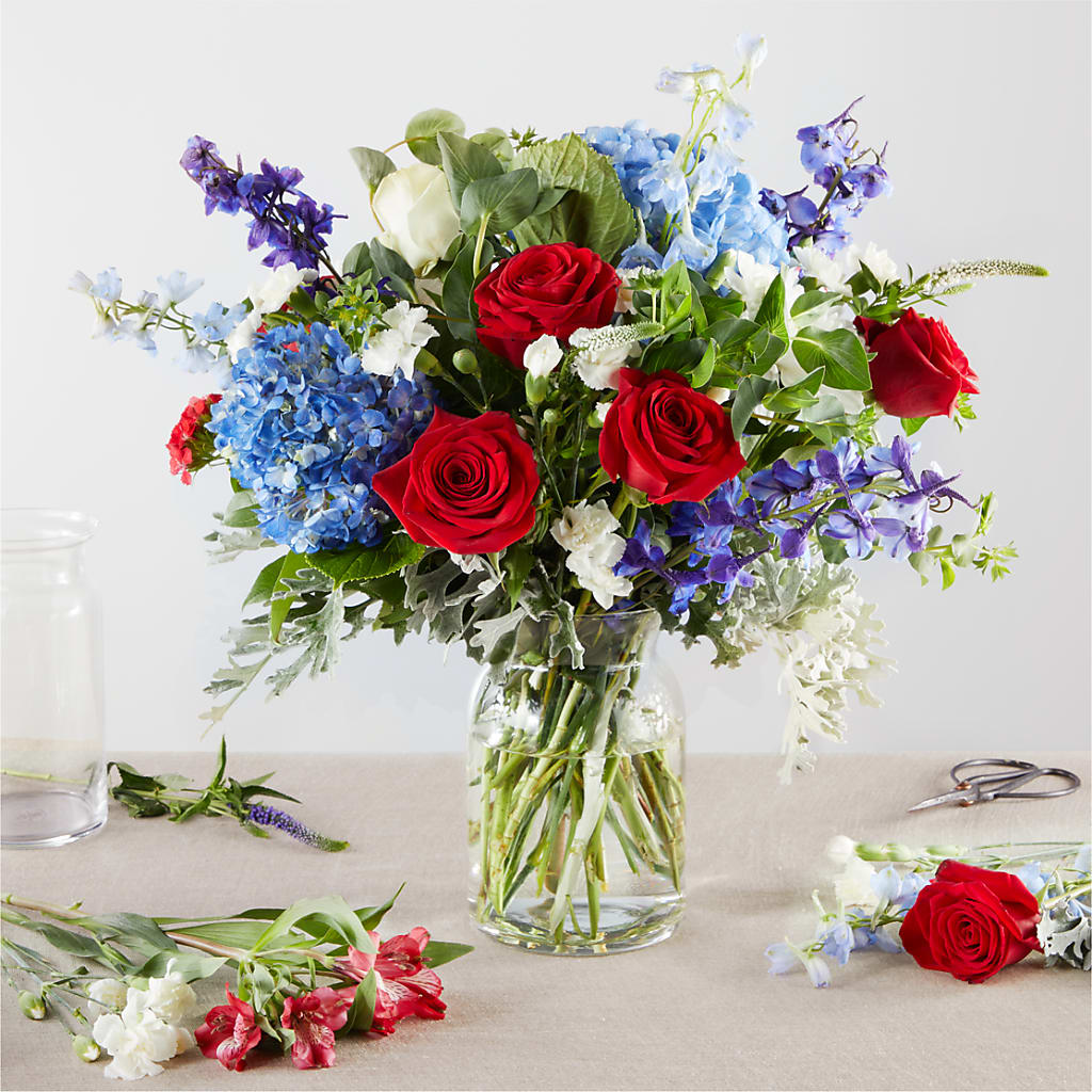 Star Spangled - A Florist Original – The Rusty Willow, Grove OK