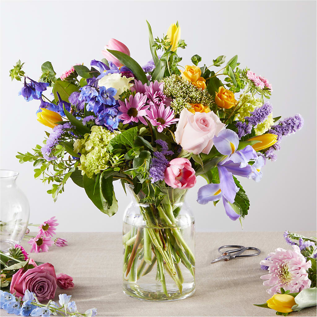 Pastel Tradition - A Florist Original – The Rusty Willow, Grove OK