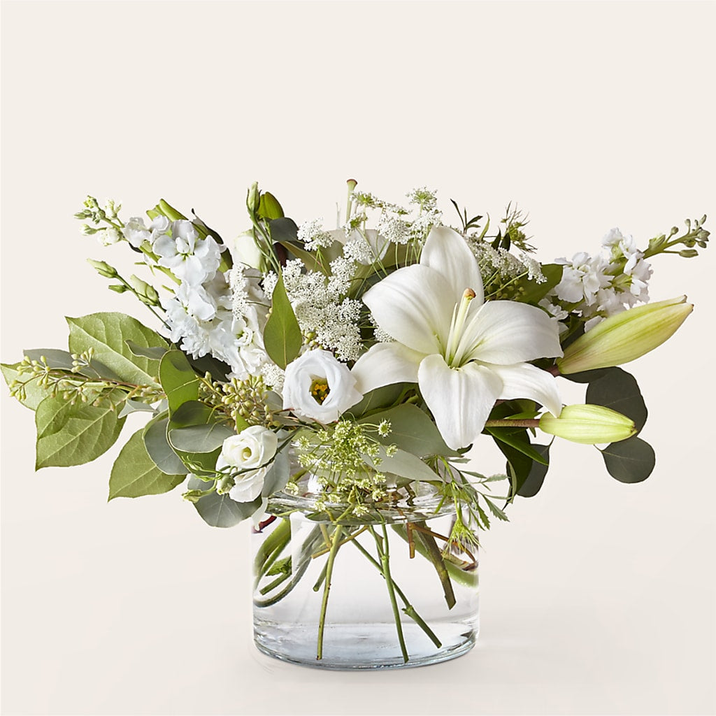 Alluring Elegance Bouquet – The Rusty Willow, Grove OK