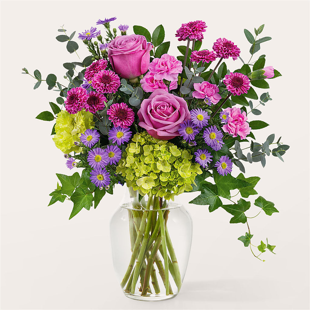 Whispering Garden Bouquet – The Rusty Willow, Grove OK