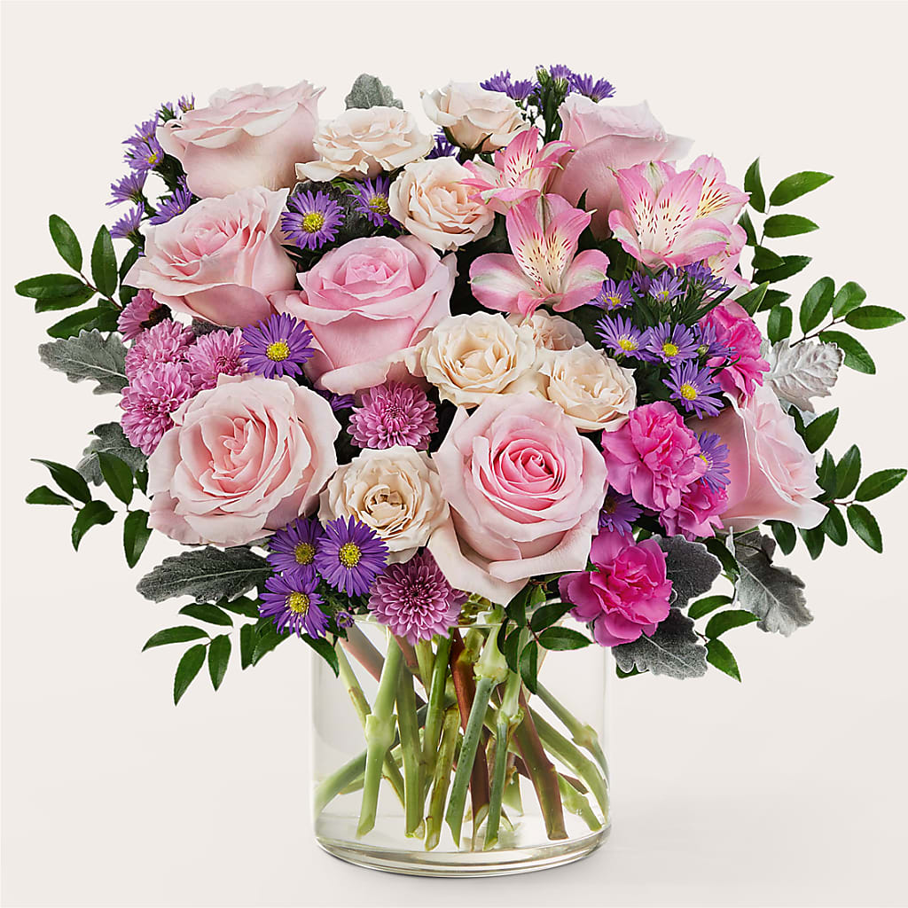 Light as a Feather Bouquet – The Rusty Willow, Grove OK