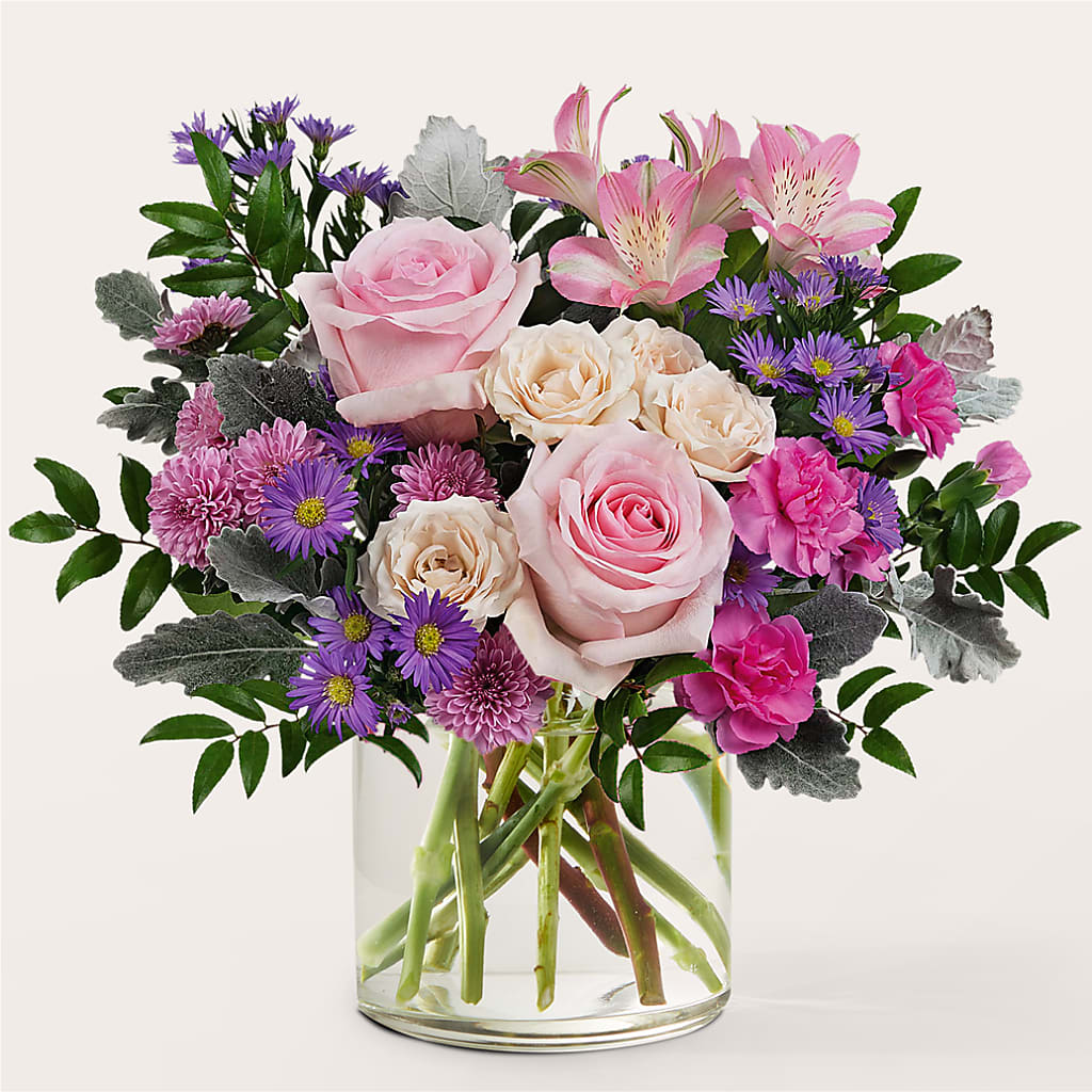 Light as a Feather Bouquet – The Rusty Willow, Grove OK