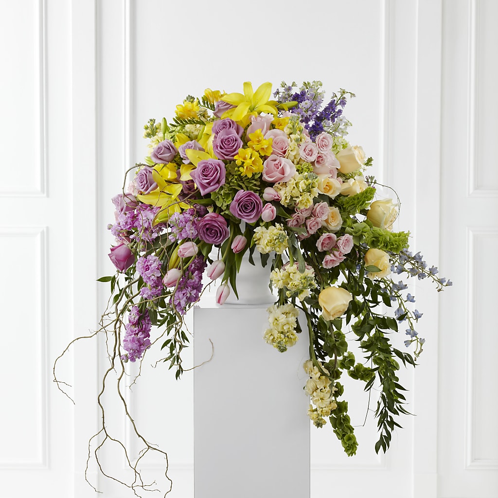 Display of Affection Arrangement – The Rusty Willow, Grove OK