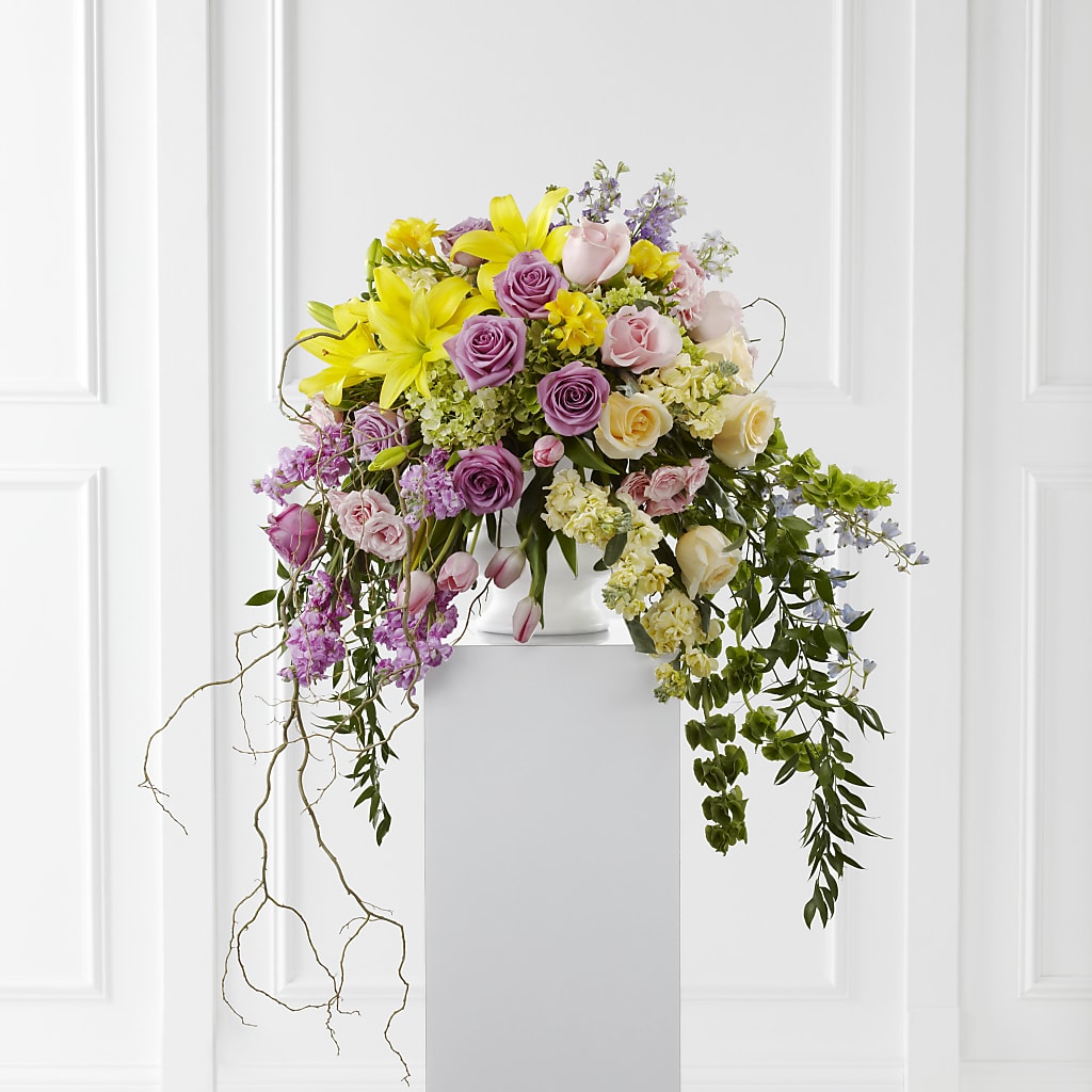 Display of Affection Arrangement – The Rusty Willow, Grove OK