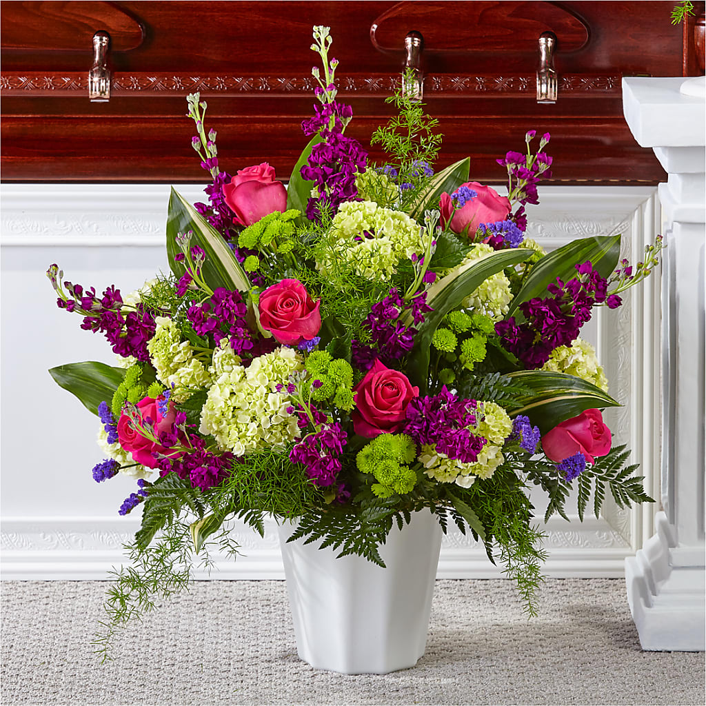Beautiful Horizons Floor Basket – The Rusty Willow, Grove OK