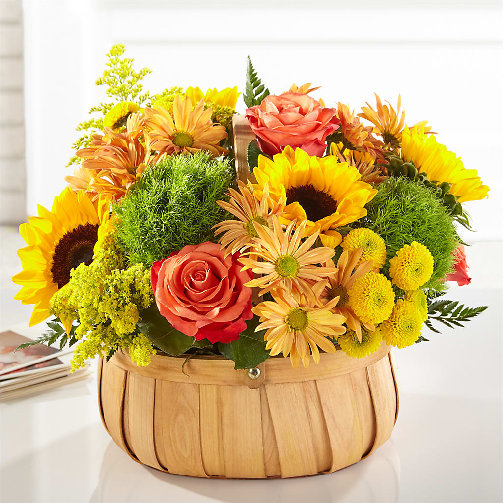 Harvest Sunflower Basket – The Rusty Willow, Grove OK