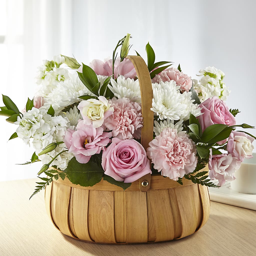 Always Graceful Basket – The Rusty Willow, Grove OK