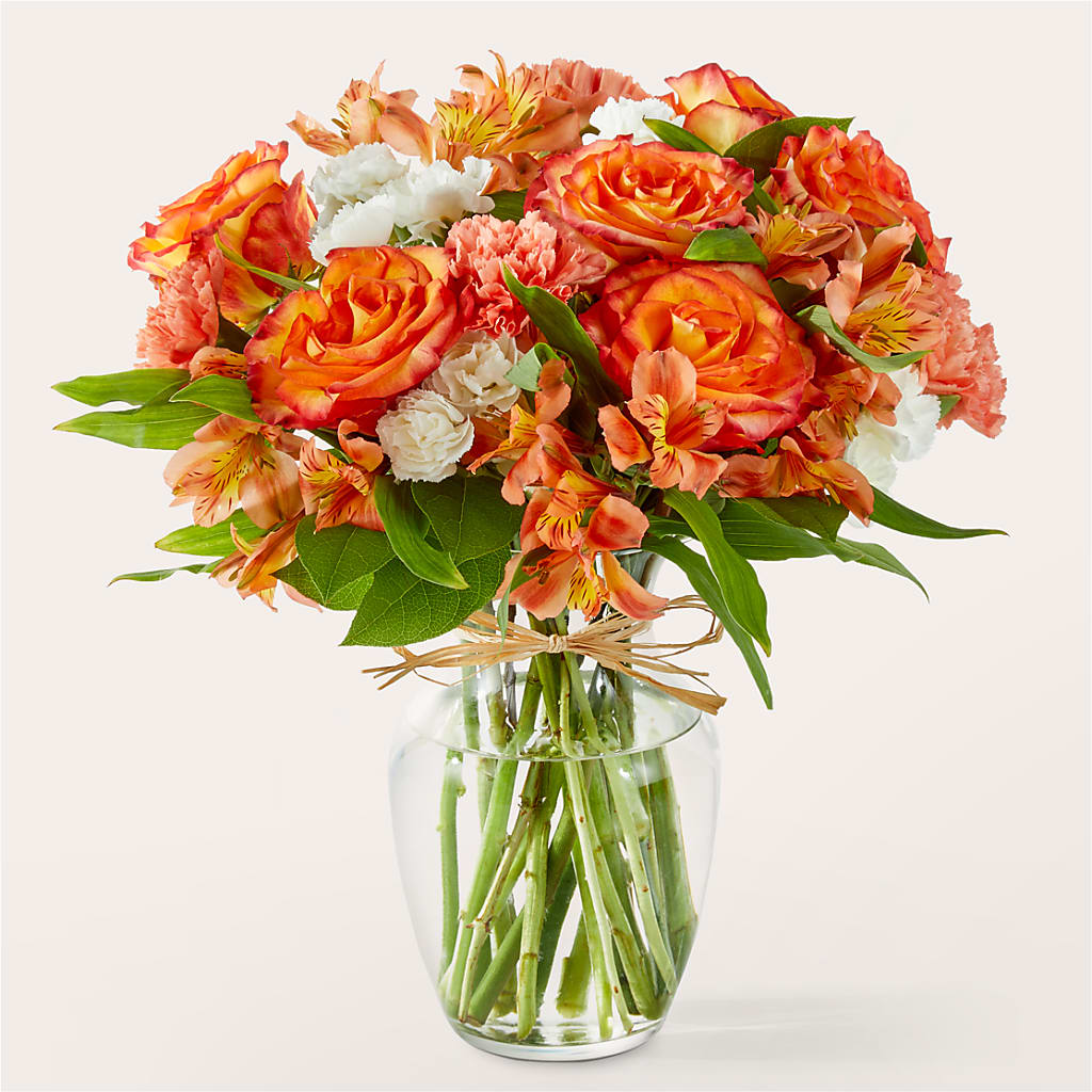Apricot Glow Bouquet – The Rusty Willow, Grove OK