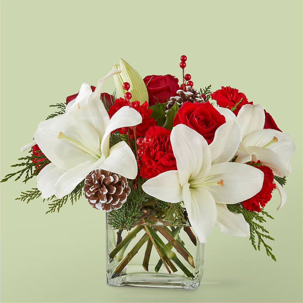 Glistening Icicles Bouquet – The Rusty Willow, Grove OK