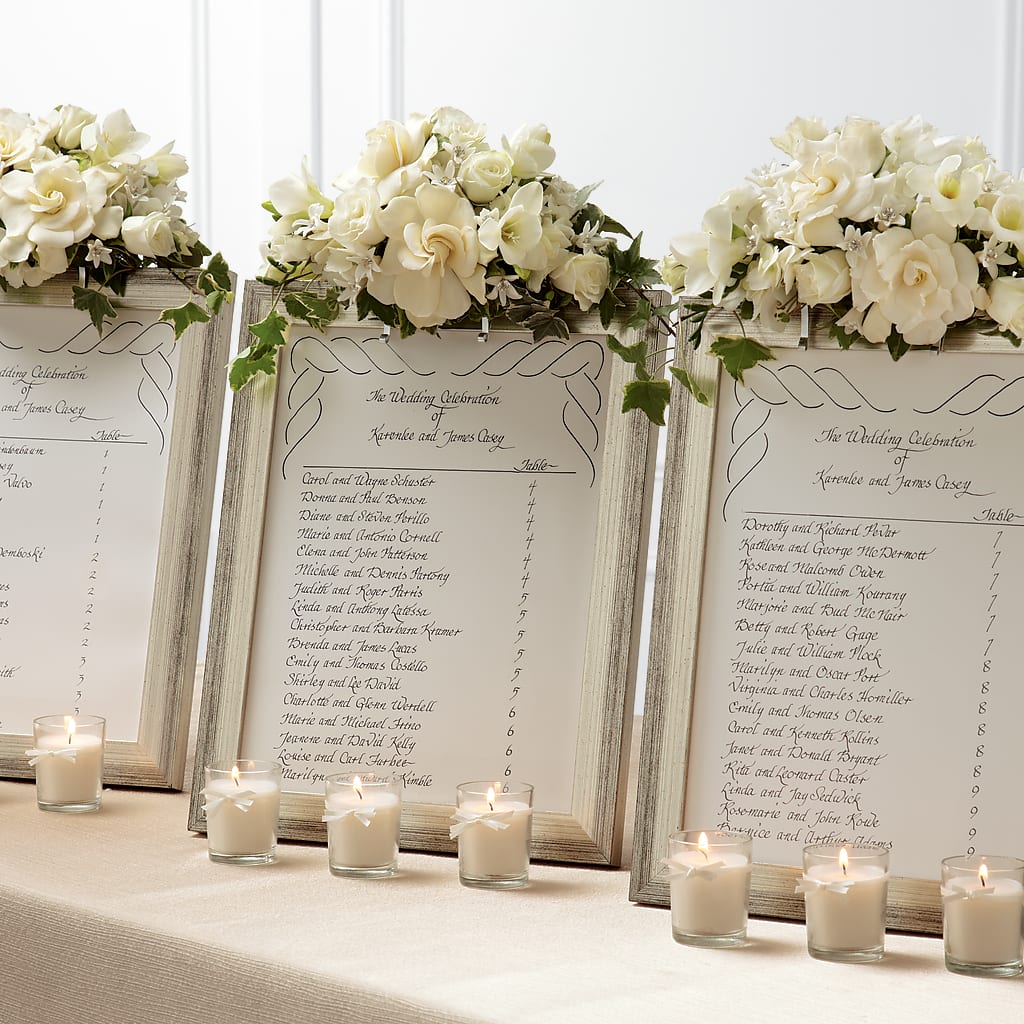 Colonnade Frame Décor – The Rusty Willow, Grove OK