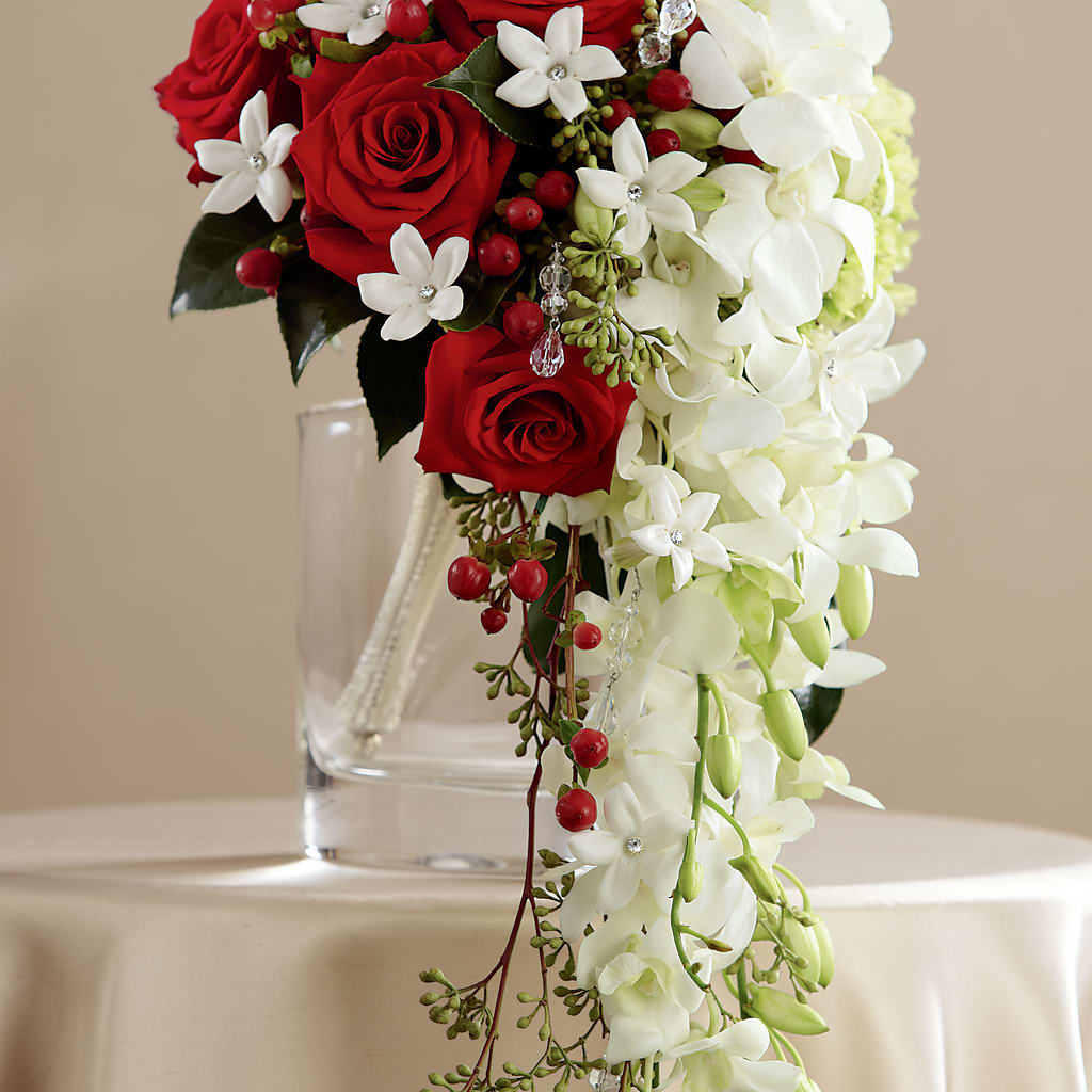 Here Comes the Bride Bouquet – The Rusty Willow, Grove OK