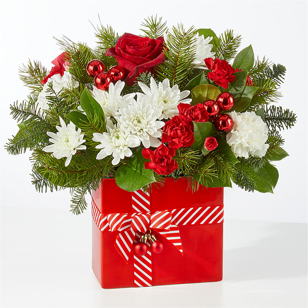 Presents Under the Tree Bouquet –  The Rusty Willow, Grove OK