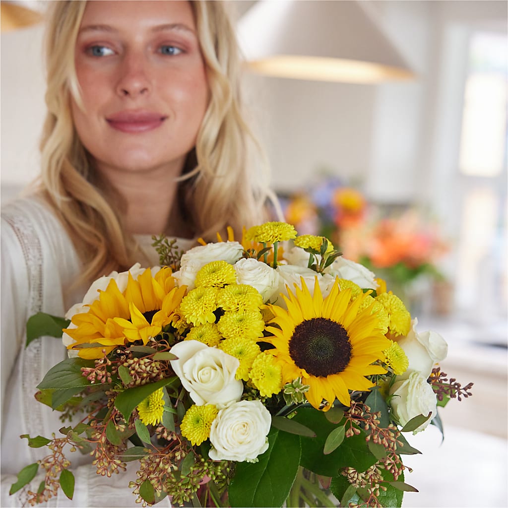 Luminous Morning Bouquet –  The Rusty Willow, Grove OK