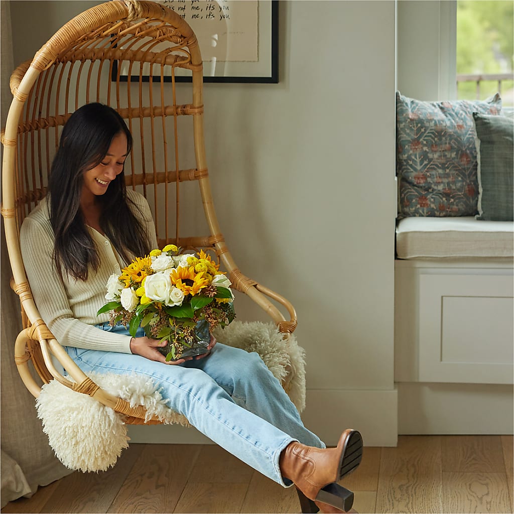 Luminous Morning Bouquet –  The Rusty Willow, Grove OK