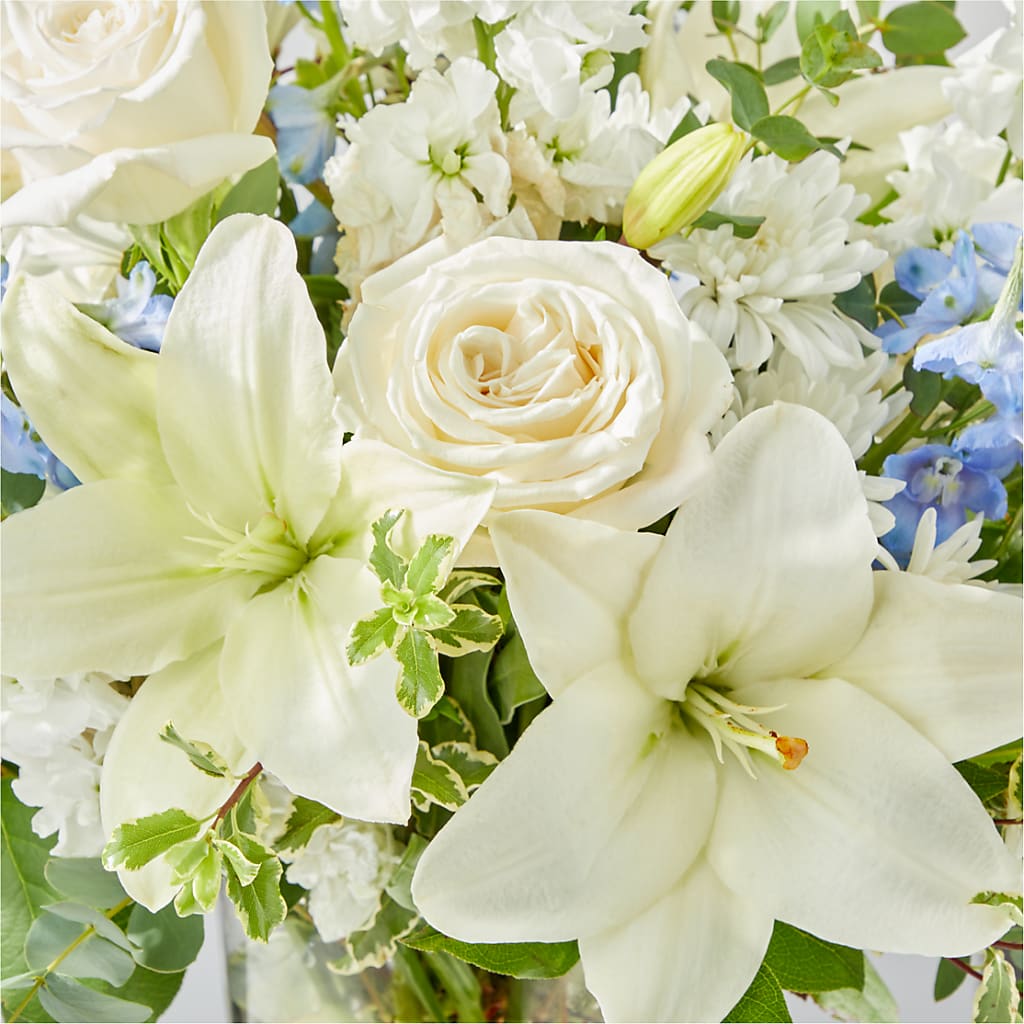 Peace of Mind Bouquet –  The Rusty Willow, Grove OK