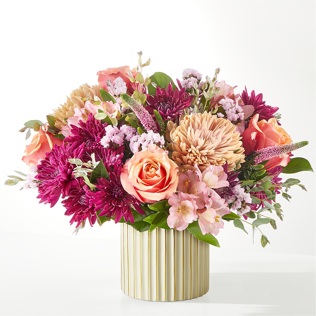 Berry Cobbler Bouquet with Ivory Vase –  The Rusty Willow, Grove OK
